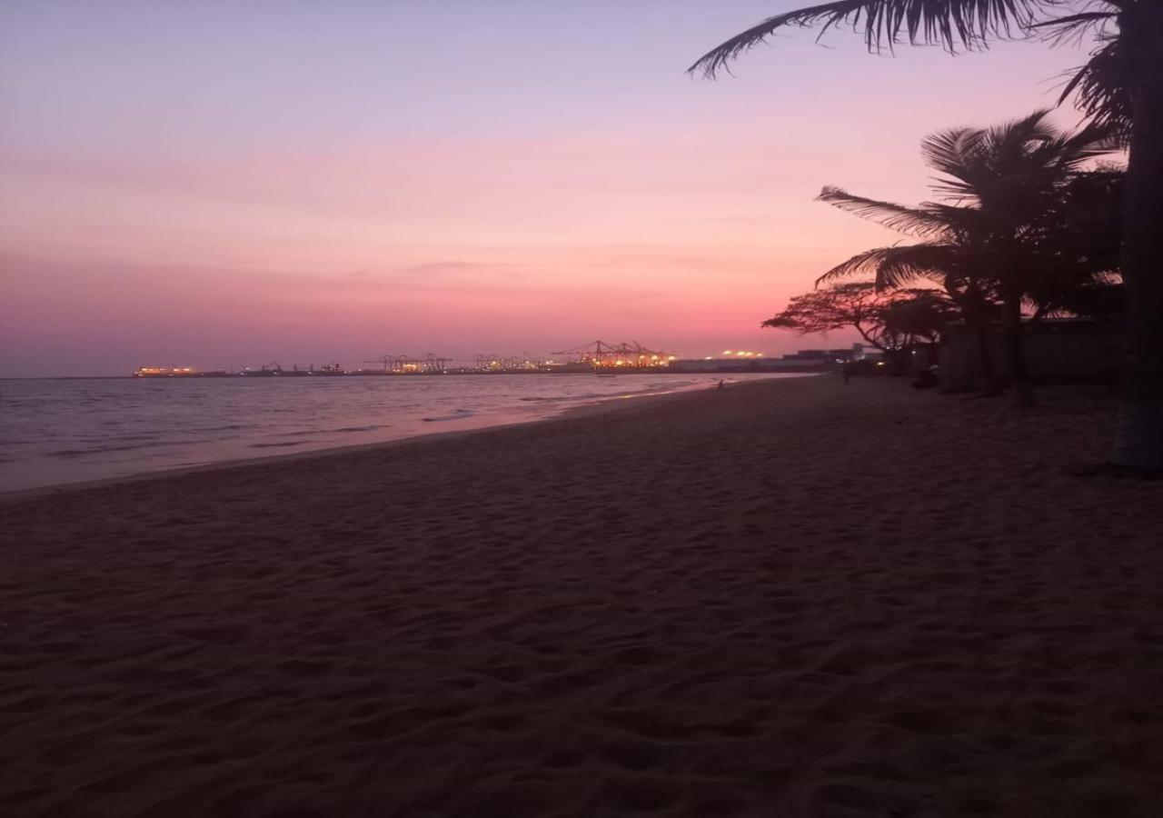 Cocobeach-Hotel Lomé Buitenkant foto