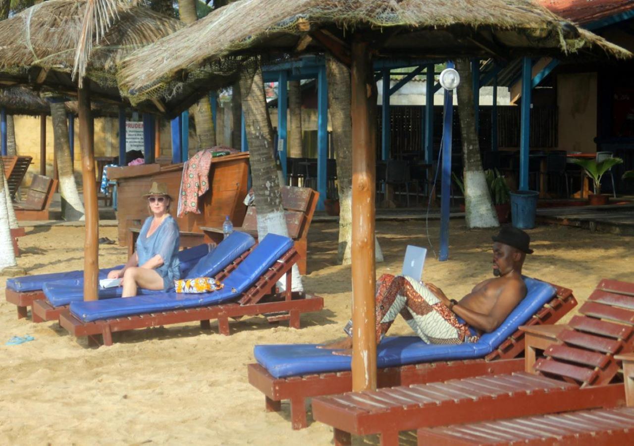 Cocobeach-Hotel Lomé Buitenkant foto